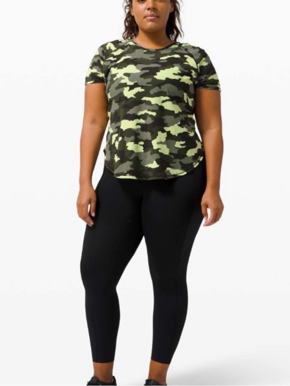Women’s Lululemon UVP Run Short Sleeve Heritage 365 Camo Crispin Green Size 8